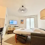 \'La Villa Melanie\' Neuf, Equipe, Terrasse, Centre